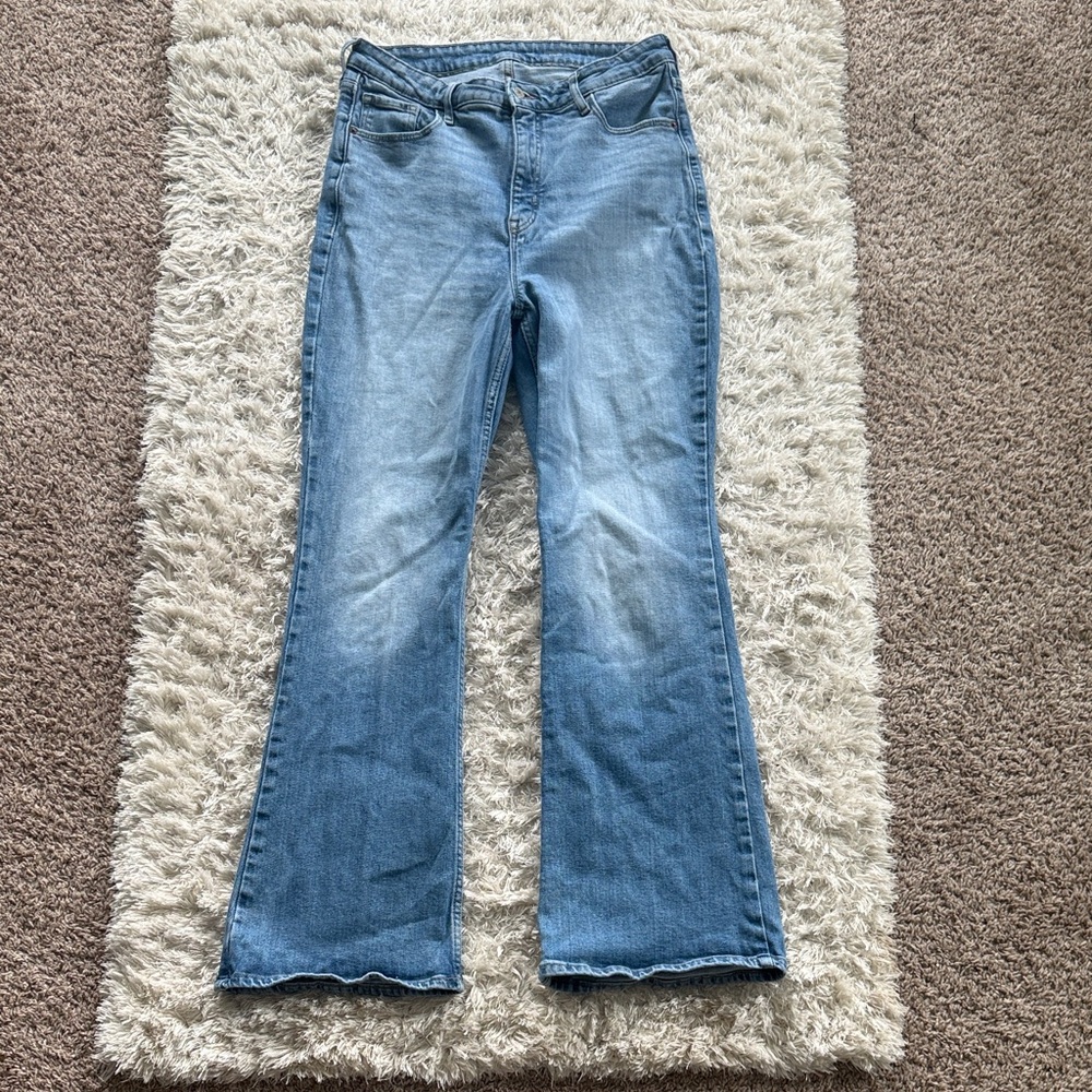 Old Navy Flare High Rise Light Wash Jeans Size 12